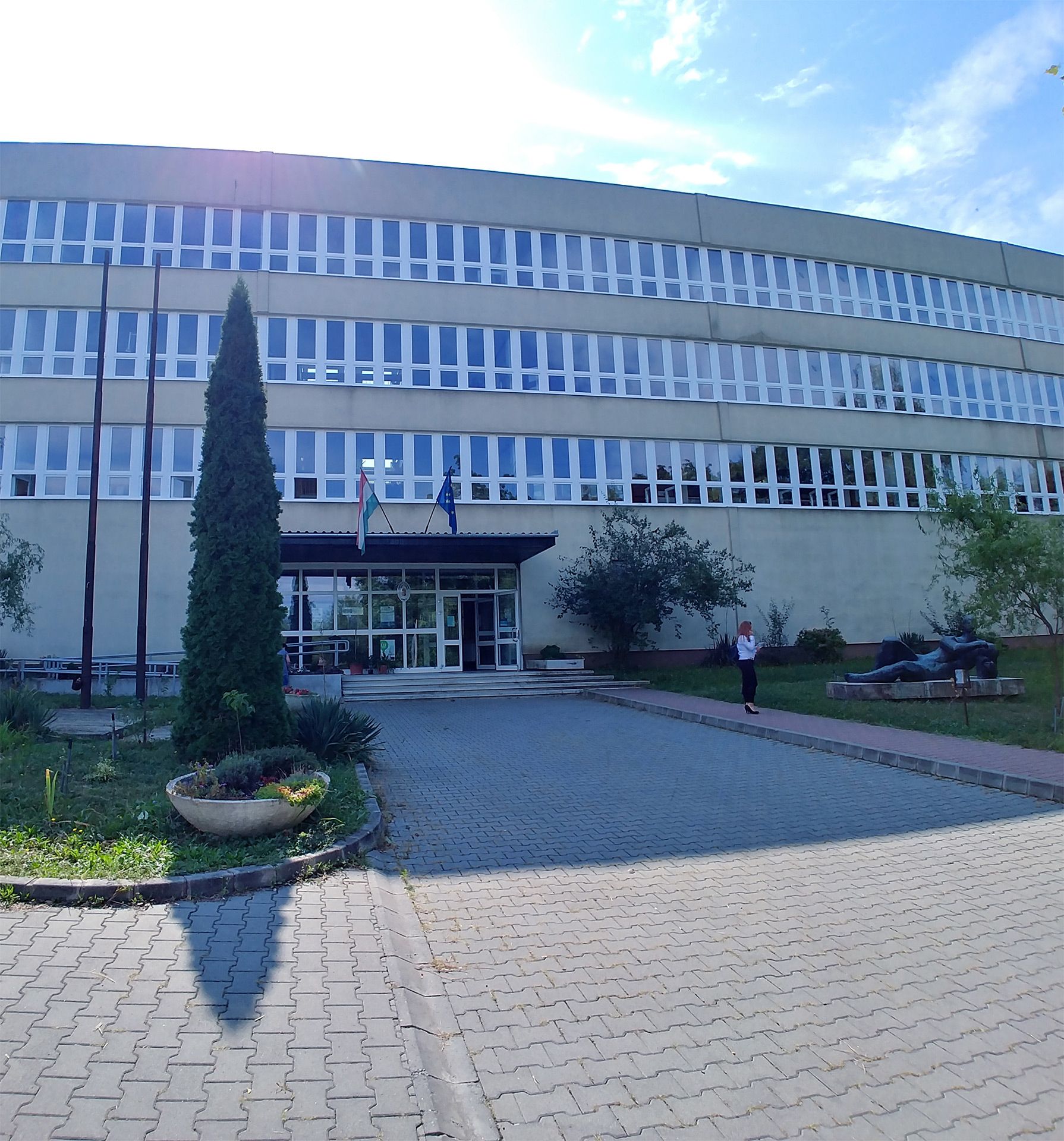 epulet3.jpg
